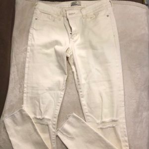 White Cream Abercrombie and Fitch pants